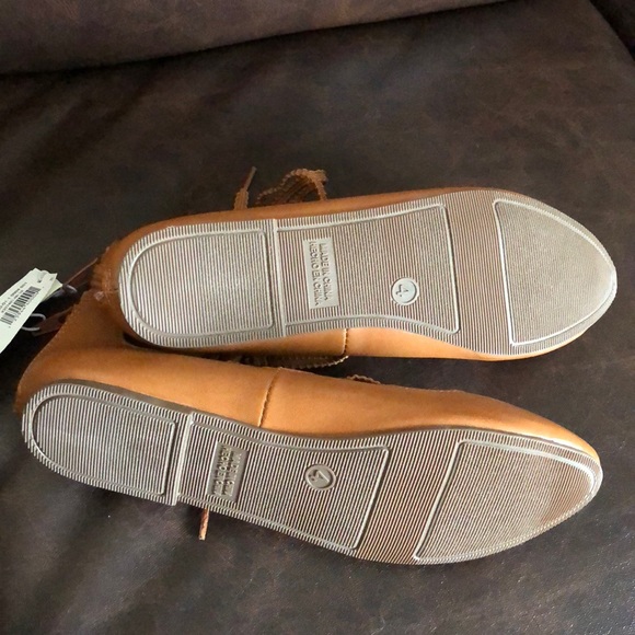 Faux-Leather Lace-Up Ballet Flats for Girls - Picture 8 of 8